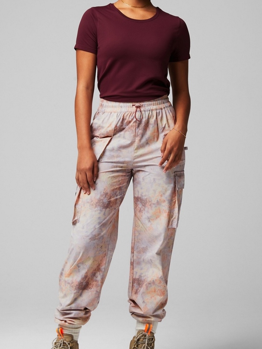 ✨ NWT Fabletics The Heights Cargo Pant-Short Lander Size XS
